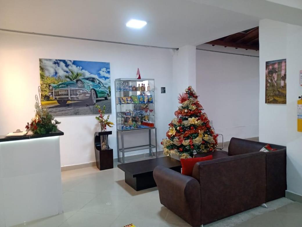 Hotel Brisas Medellín Kültér fotó