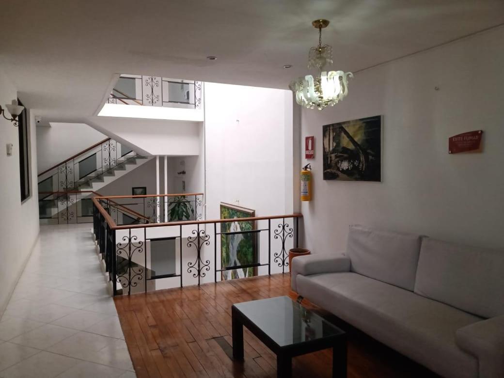 Hotel Brisas Medellín Kültér fotó