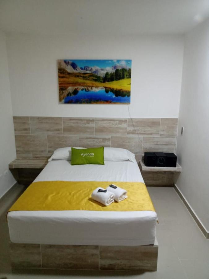 Hotel Brisas Medellín Kültér fotó