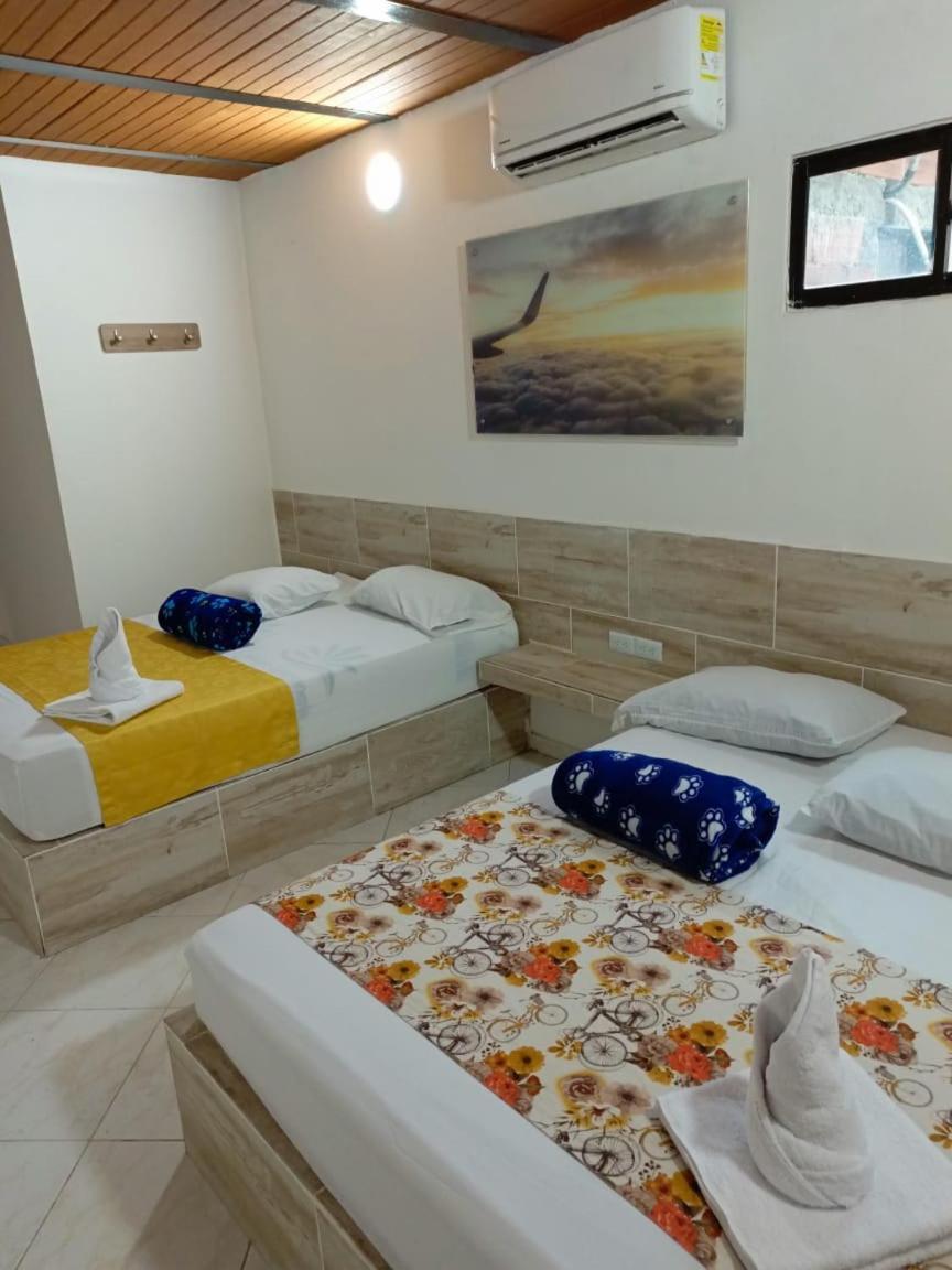 Hotel Brisas Medellín Kültér fotó
